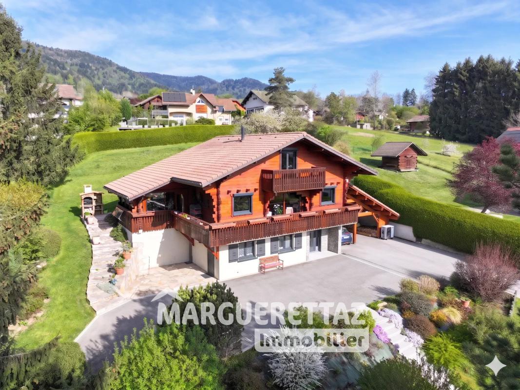 Chalet - vue dégagée - calme - 164 m² habitables - 2705 m² de terrain clôturé - Cœur de Boëge ! - Photo 2