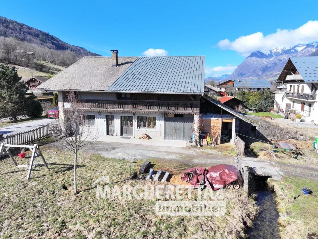Ferme savoyarde à vendre à la Rivière Enverse - Photo 2