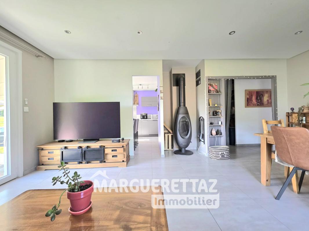 MAISON PLAIN PIED 5 PIECES 106 M² - TERRAIN CONSTRUCTIBLE 1613 M² - Photo 3