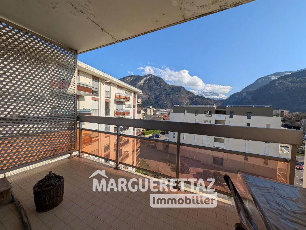 T3 DE 75 M² A CLUSES - Photo 2
