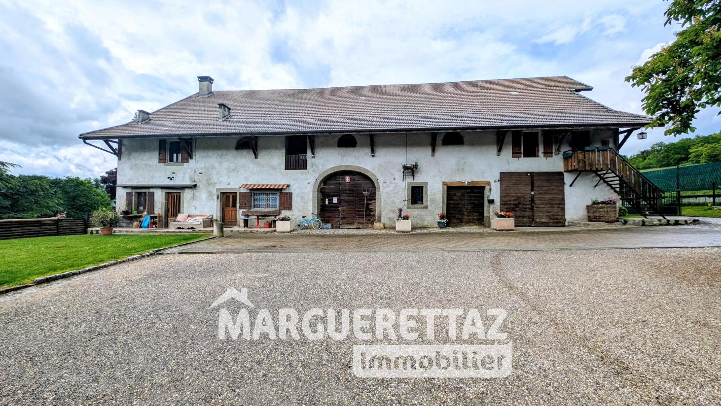 Ensemble immobilier sur 4000m²  à Bonne - Photo 3