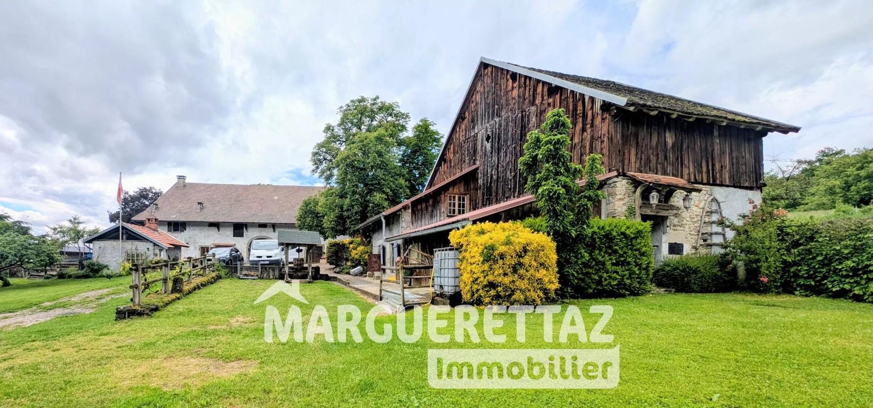 Ensemble immobilier sur 4000m²  à Bonne - Photo 4