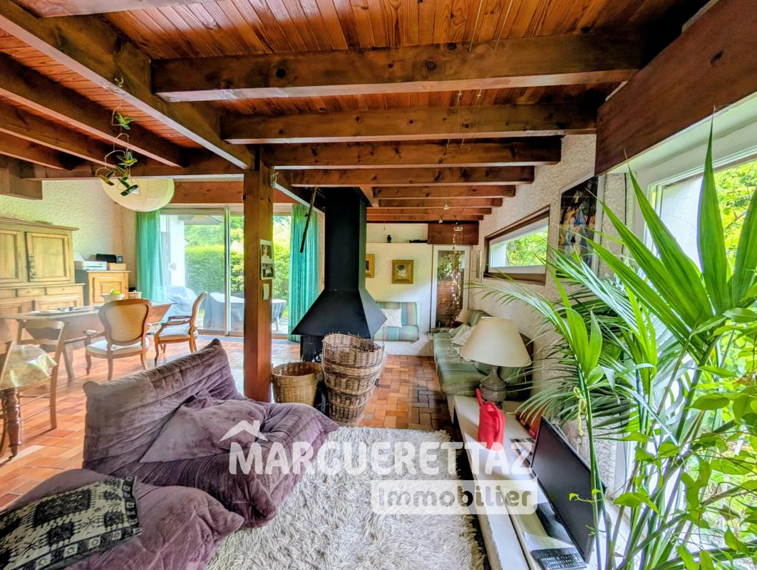 Maison de 115m² avec dépendances et garages - 2400m² terrain - St Jeoire - Photo 5