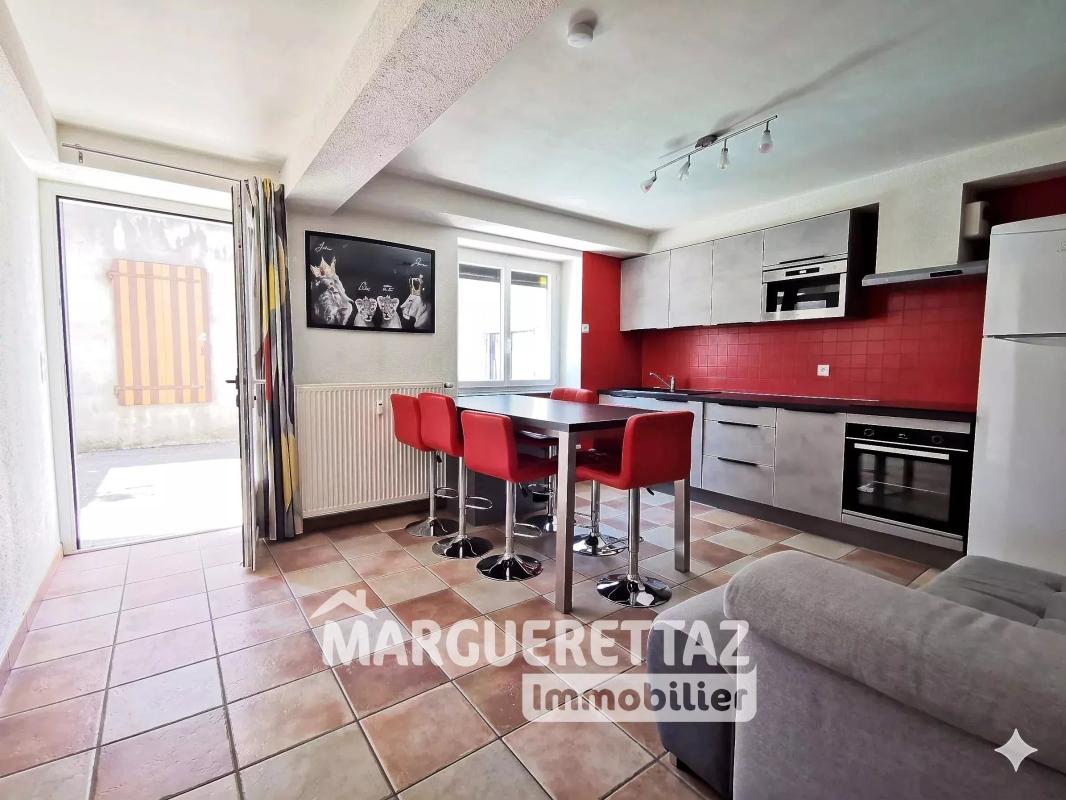 T4 « Esprit Maison » de 74 m² avec grande cour privative fermée et grand garage - Photo 3