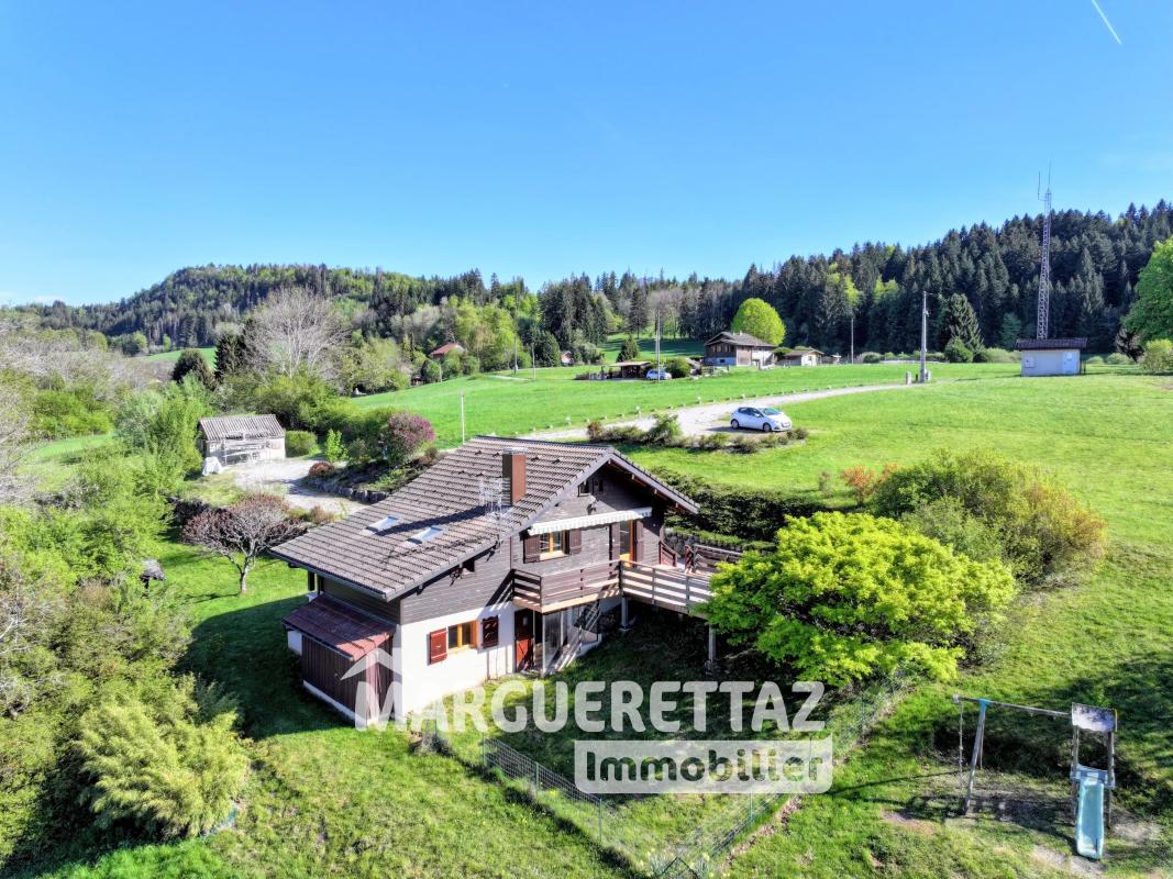 Chalet au calme sur 4400 m² de terrain - Photo 2