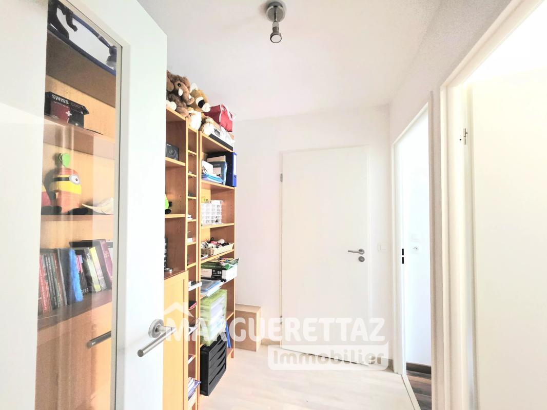 APPARTEMENT T3 AVEC GARAGE CAVE ET TERRASSE - Photo 5
