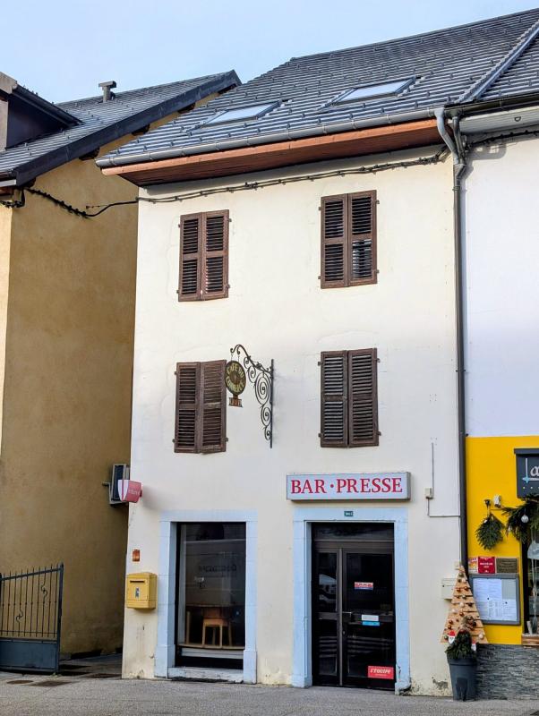 SPECIAL INVESTISSEMNT - BEAU POTENTIEL