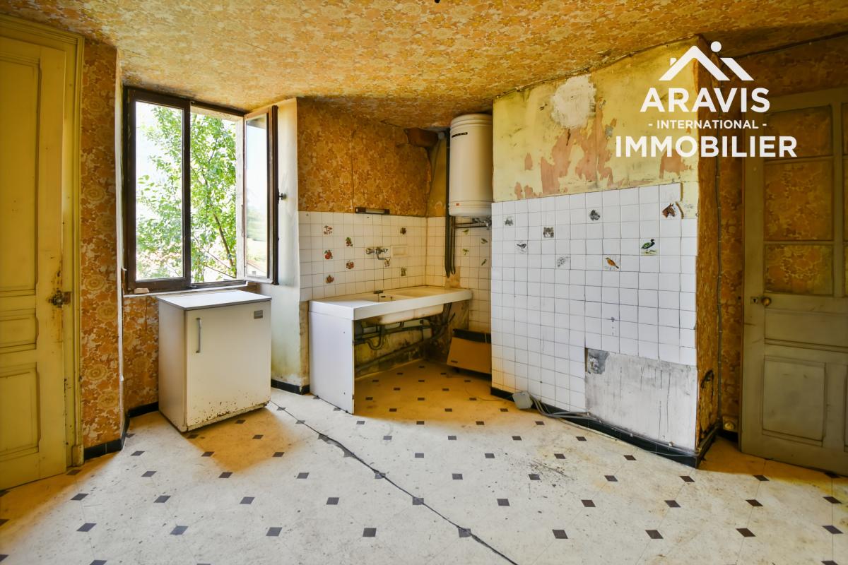Maison de caractère du XVIIe siècle à rénover - Photo 5