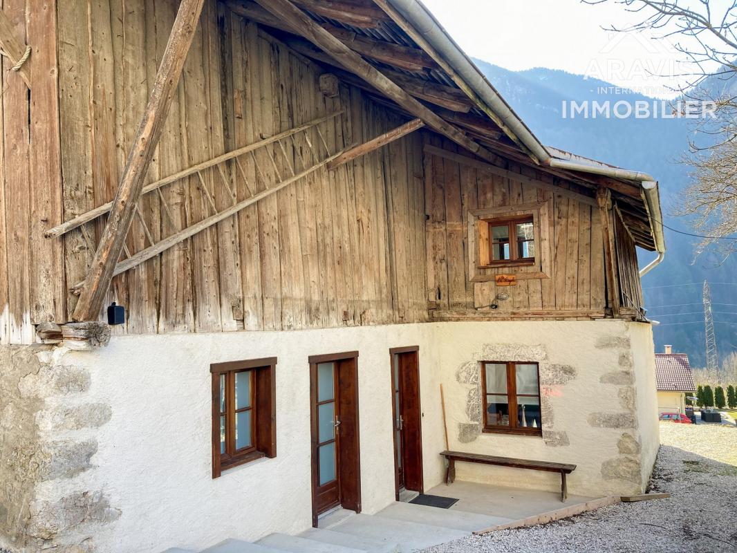 Maison à vendre, 5 pièces, 360 m², La Balme De Thuy