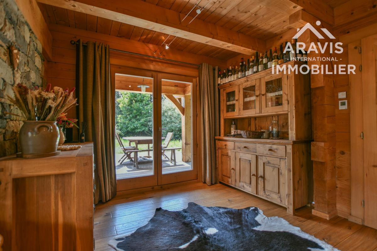Chalet spacieux baigné de verdure et de calme - Photo 3