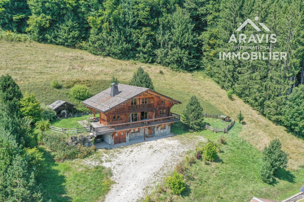 Chalet spacieux baigné de verdure et de calme - Photo 5