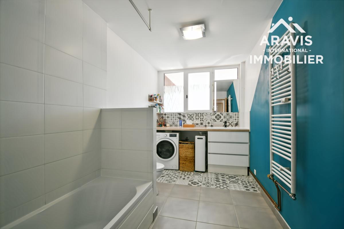 Grand appartement traversant en plein centre - Photo 5