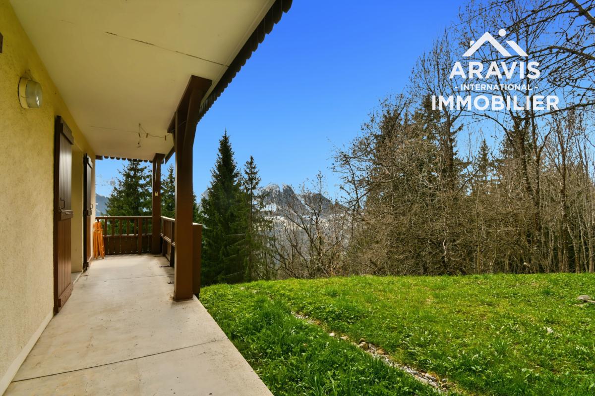 T2 avec terrasse proche du domaine skiable - Photo 4