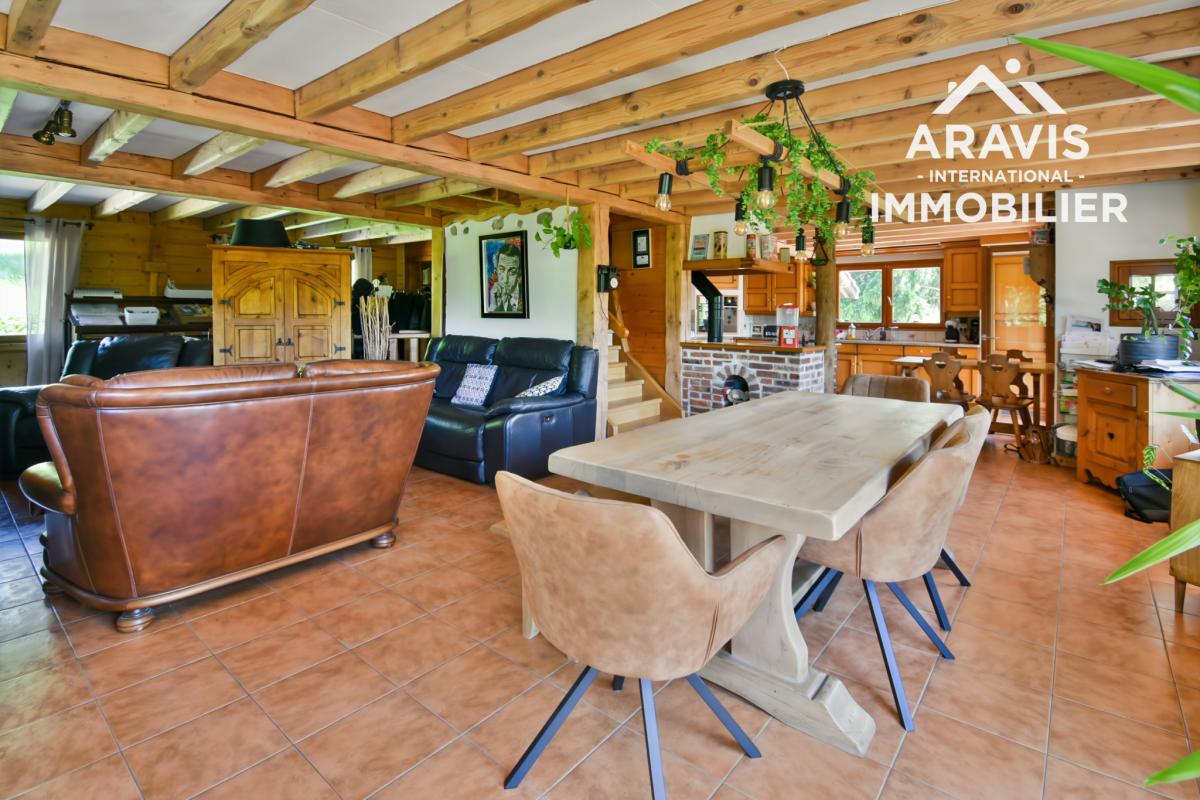 Chalet familial avec vue dégagée et piscine - Photo 2
