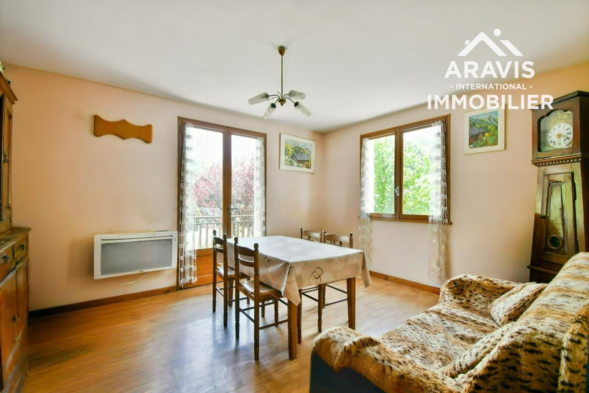 Maison de 230 sur 3 niveaux - Photo 2