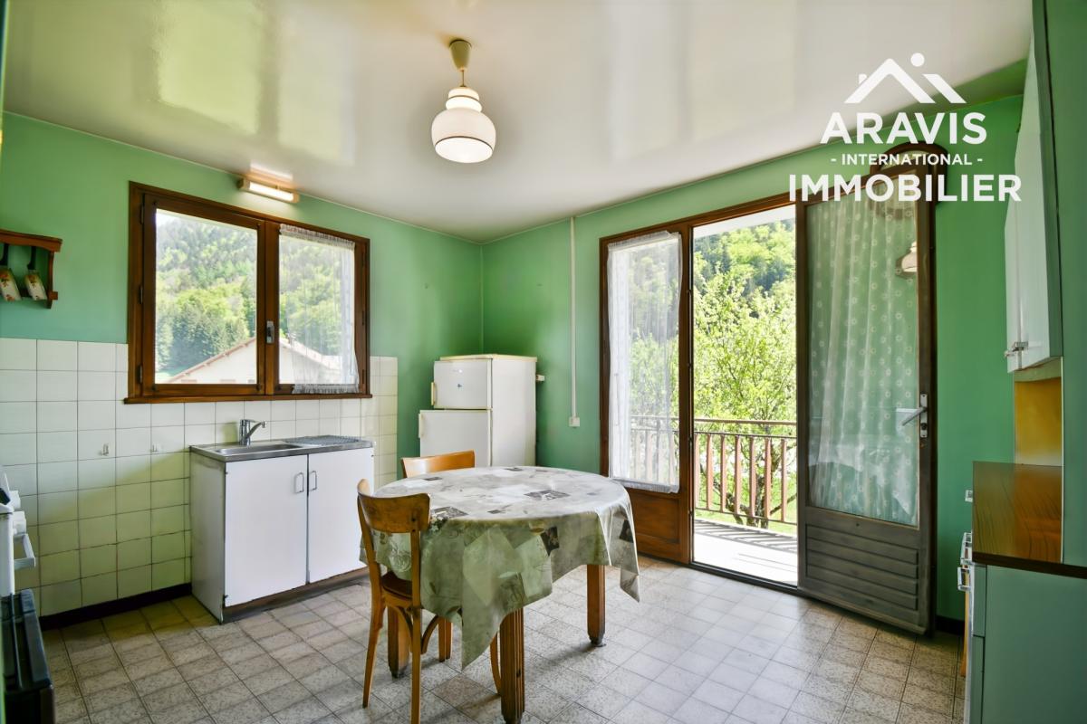 Maison de 230 sur 3 niveaux - Photo 4