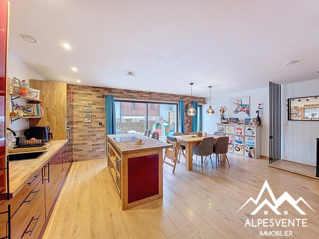 Maison à vendre, 5 pièces, 81 m², Le Biot