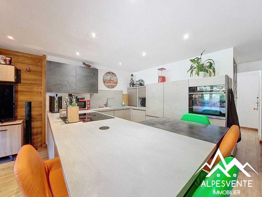 Appartement à louer, 4 pièces, 81 m², Saint Jean D Aulps