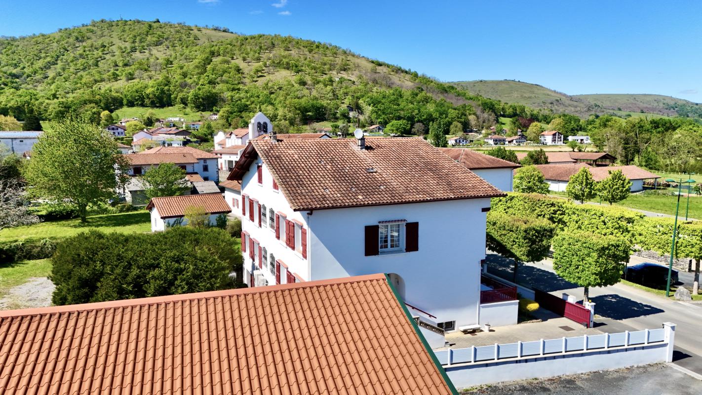 Maison mitoyenne 6 pièces