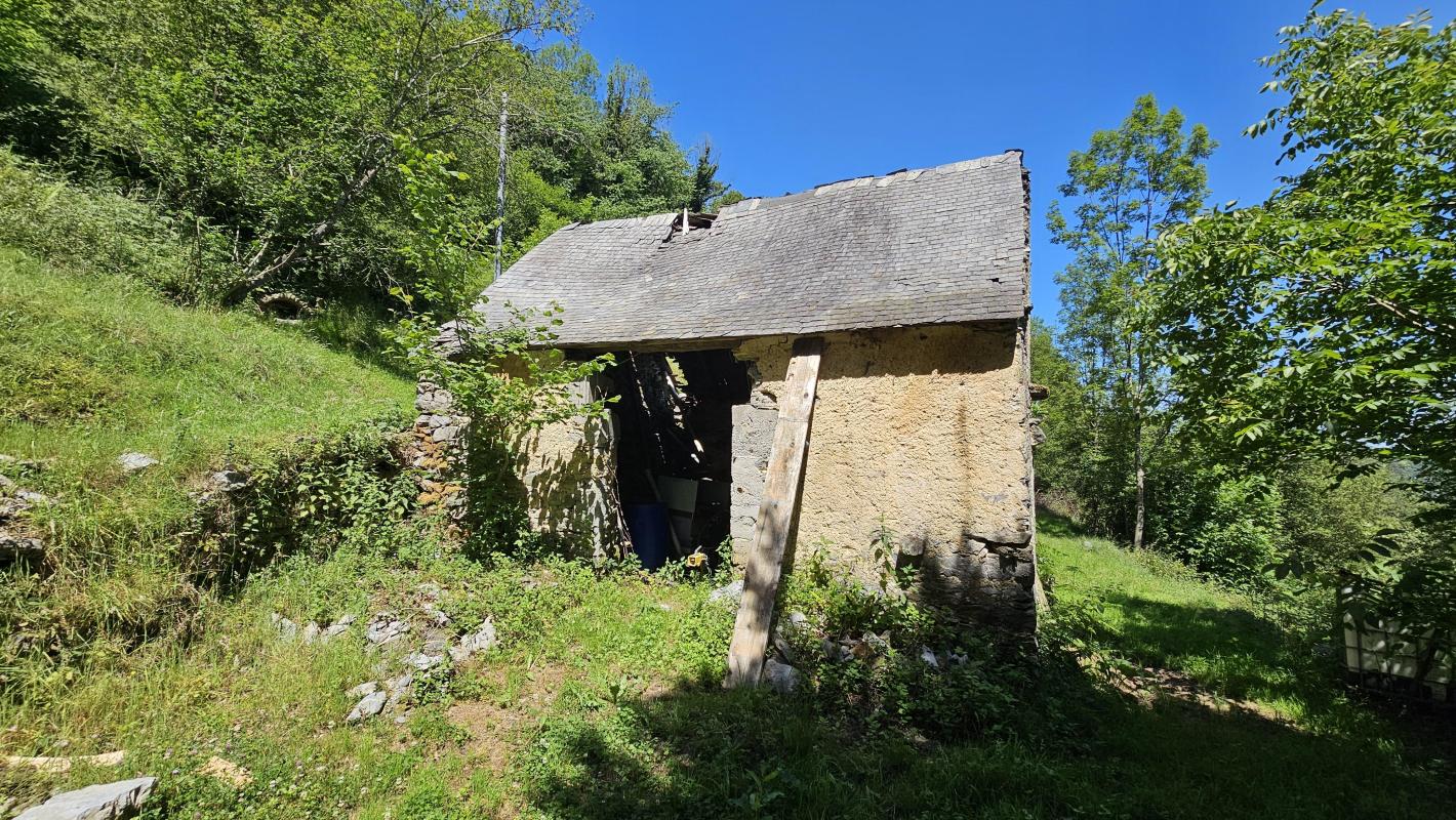 Grange 2 pièces