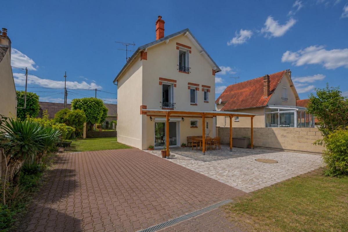 Maison 133m² — Amilly