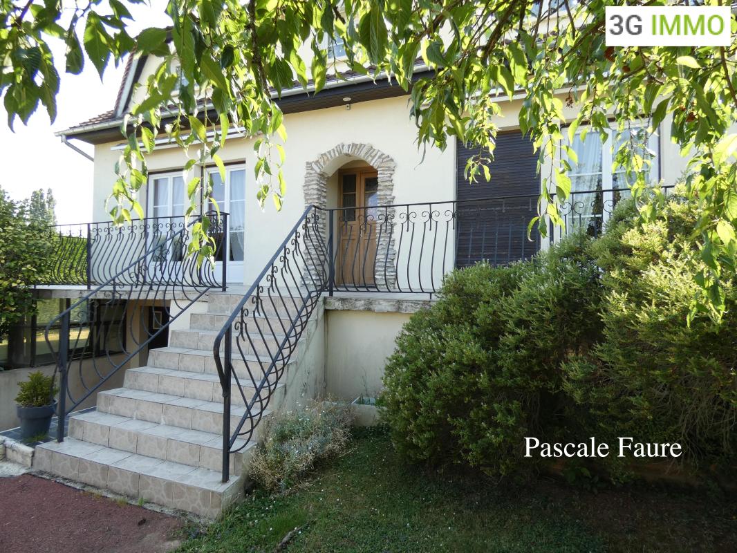 Maison traditionnelle 7 pièces