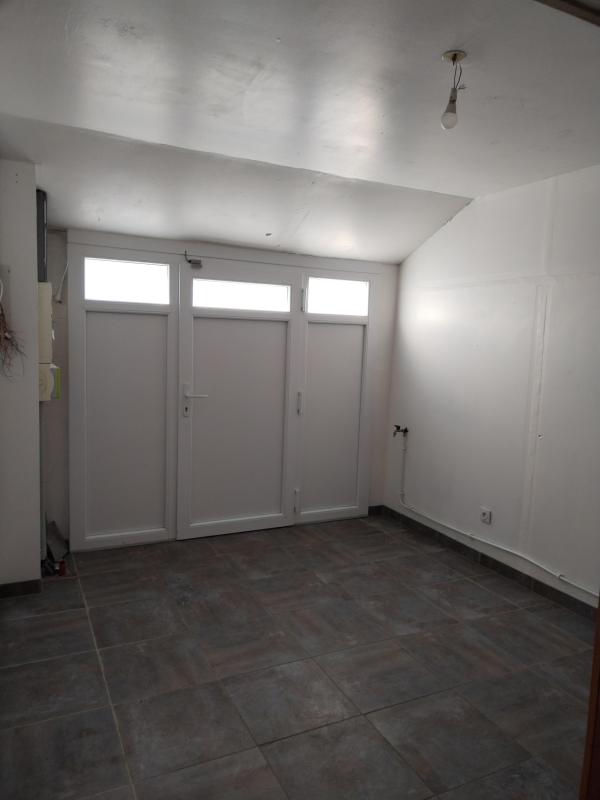 Vente murs pro à Saint-maximin