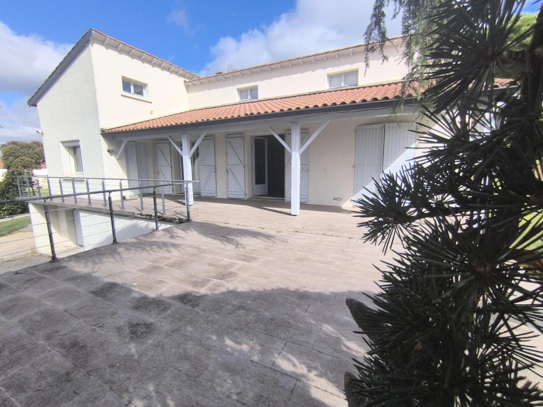 Maison avec dépendance 5 pièces