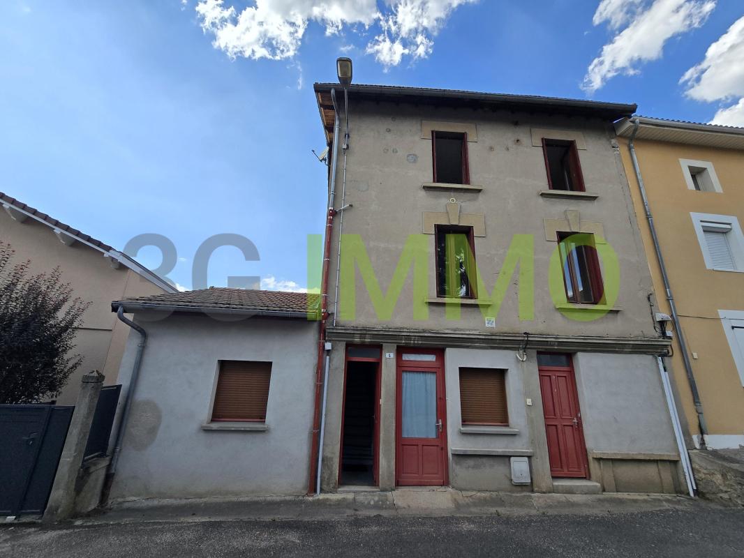 Immeuble 111m² — Saint-Rémy-sur-Durolle