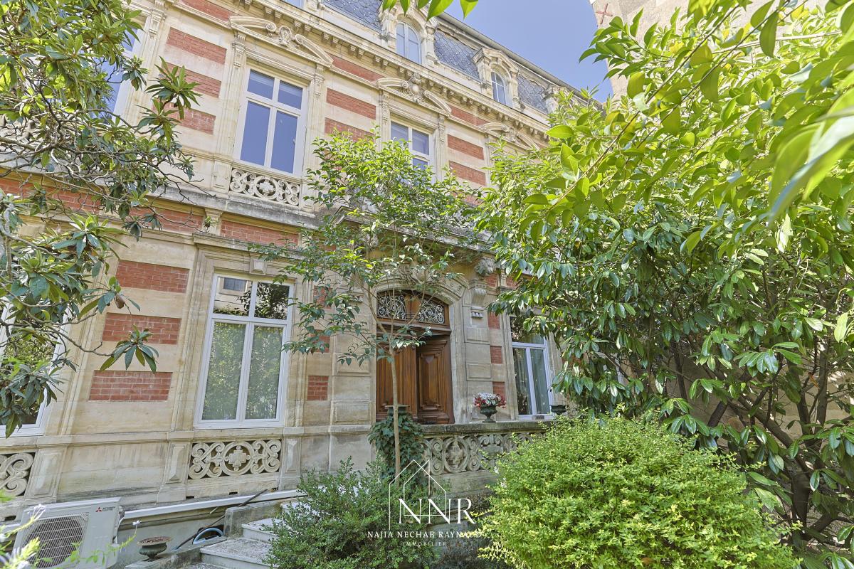 Immeuble 15 pièces