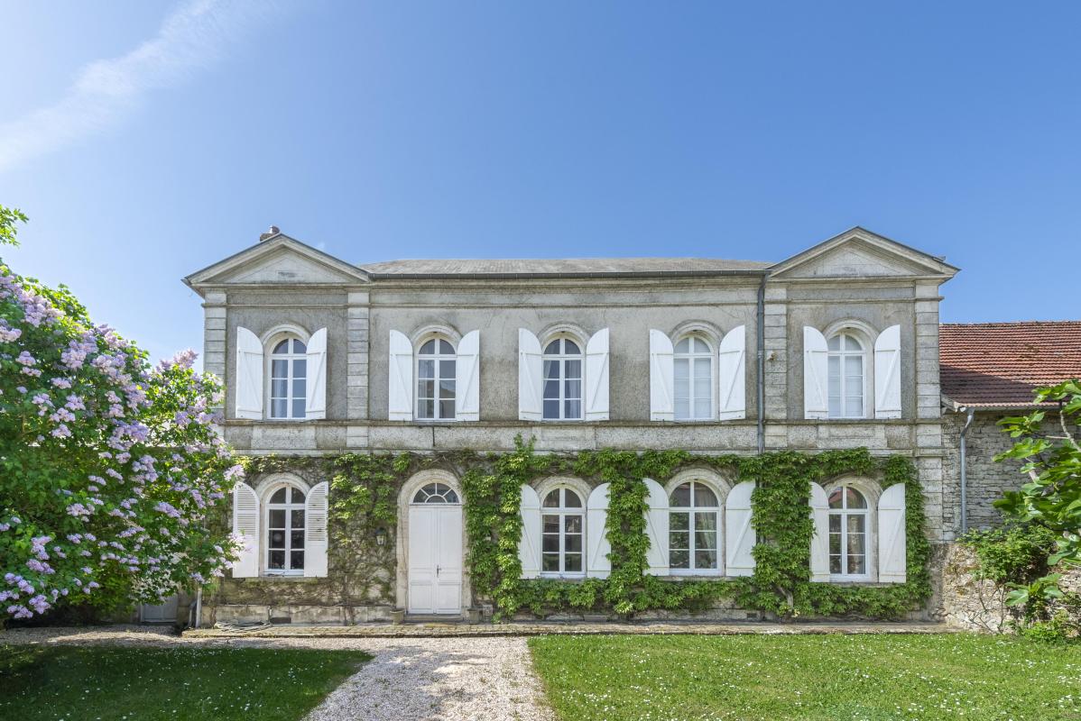 Maison bourgeoise 8 pièces