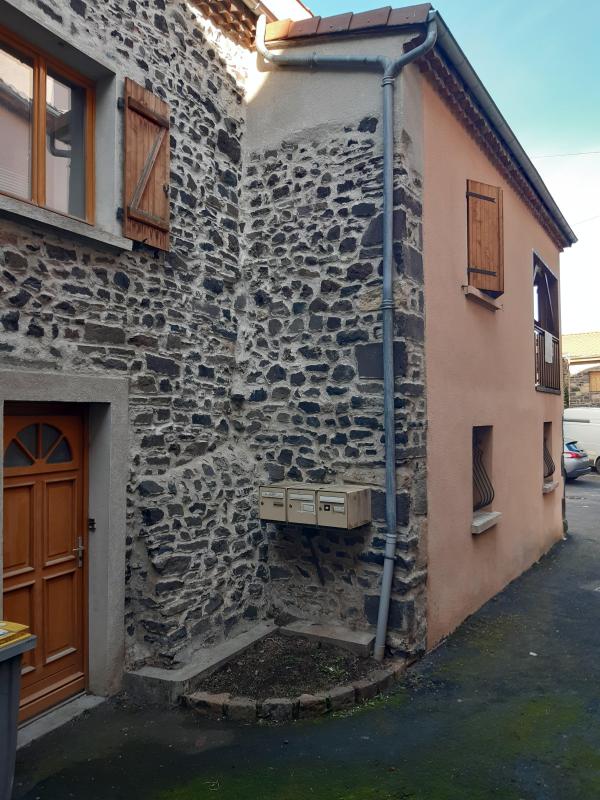 Immeuble 102m² — Romagnat