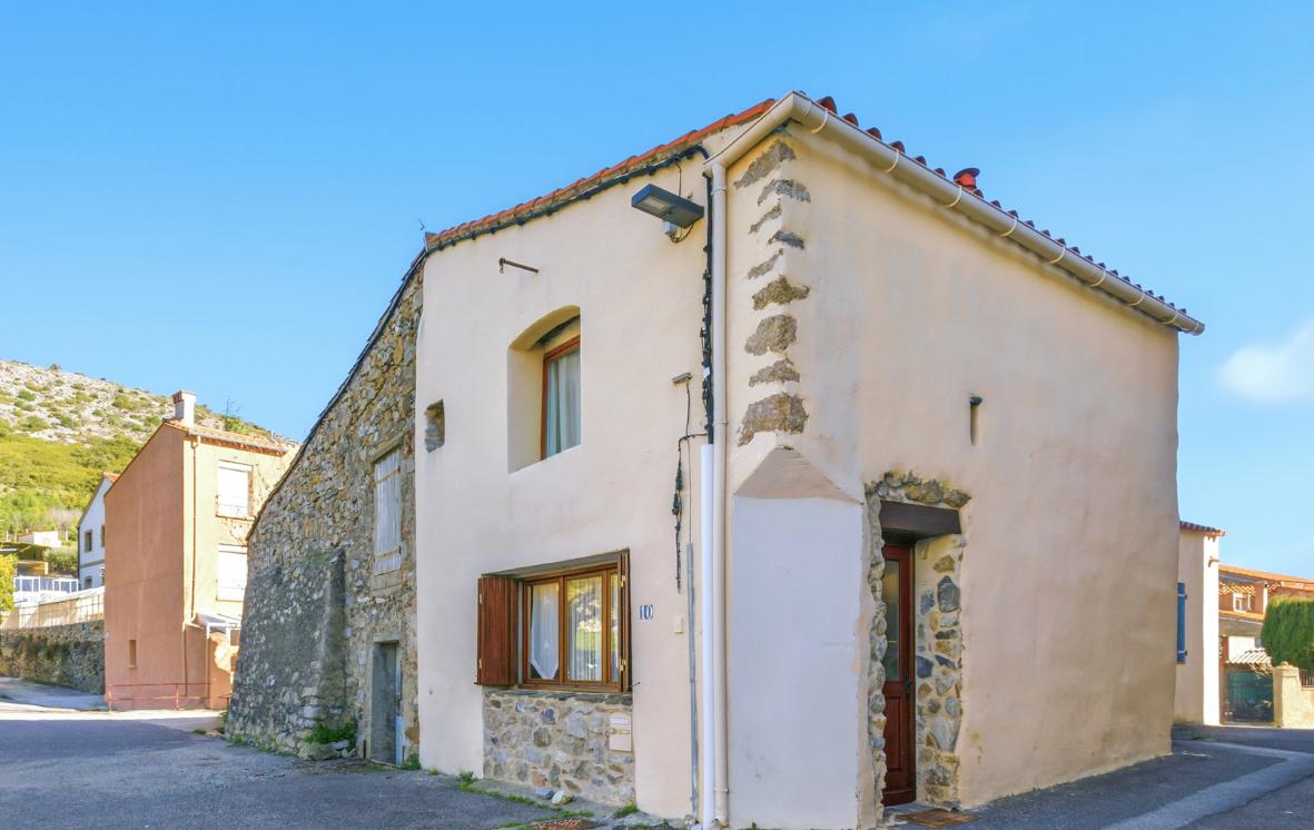 Maison en pierre 2 pièces
