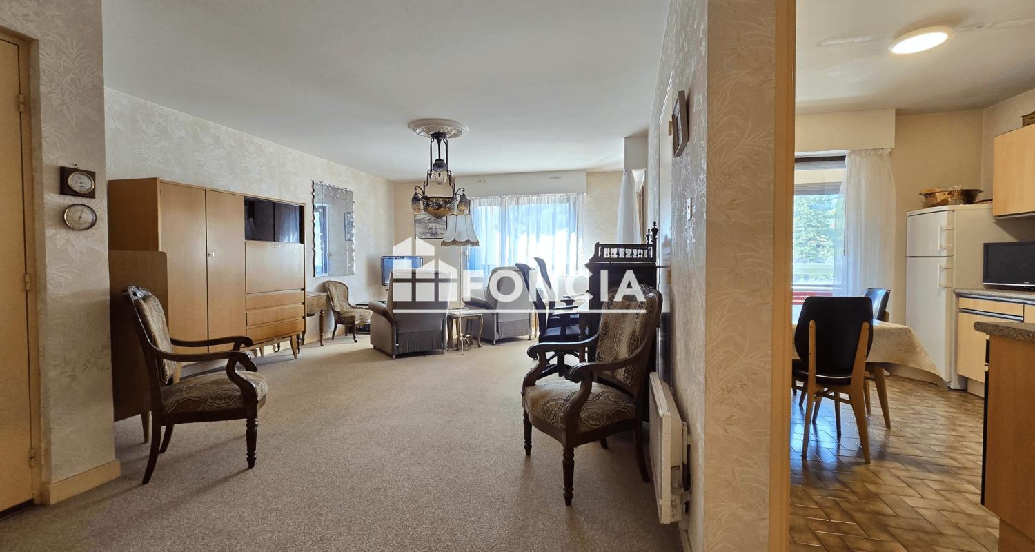 SAINT-PIERRE-EN-FAUCIGNY : Appartement T4 + cave