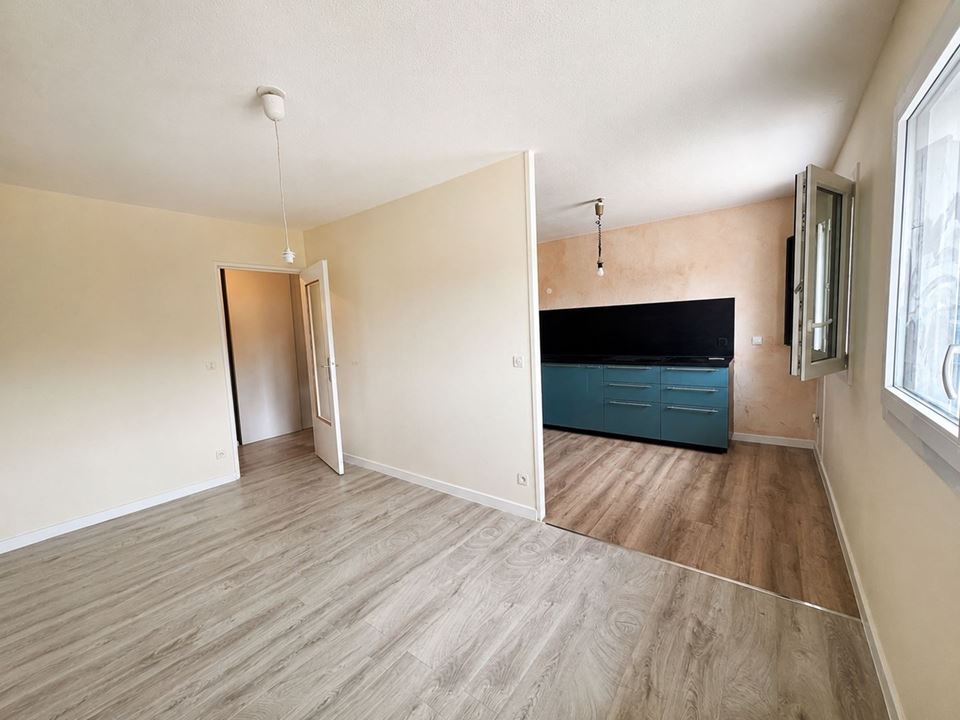 Studio - 32.74m ²