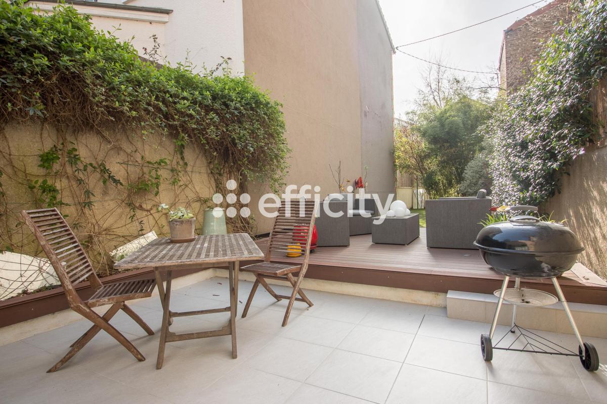 Pavillon 6 Pièce(s) Colombes