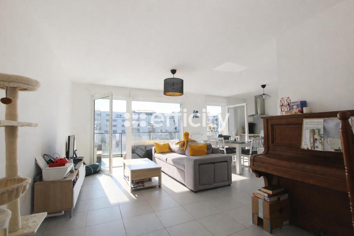 Appartement 4 Pièce(s) Reims