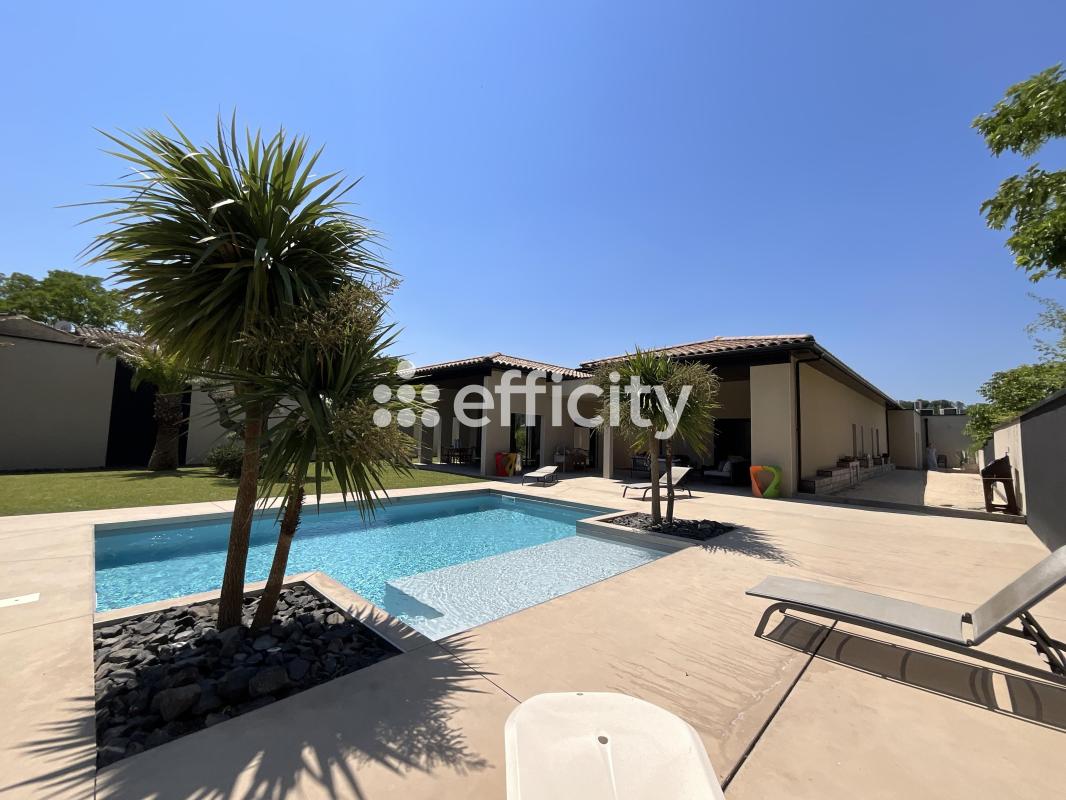 Maison 219m² — Saint-Lager-Bressac