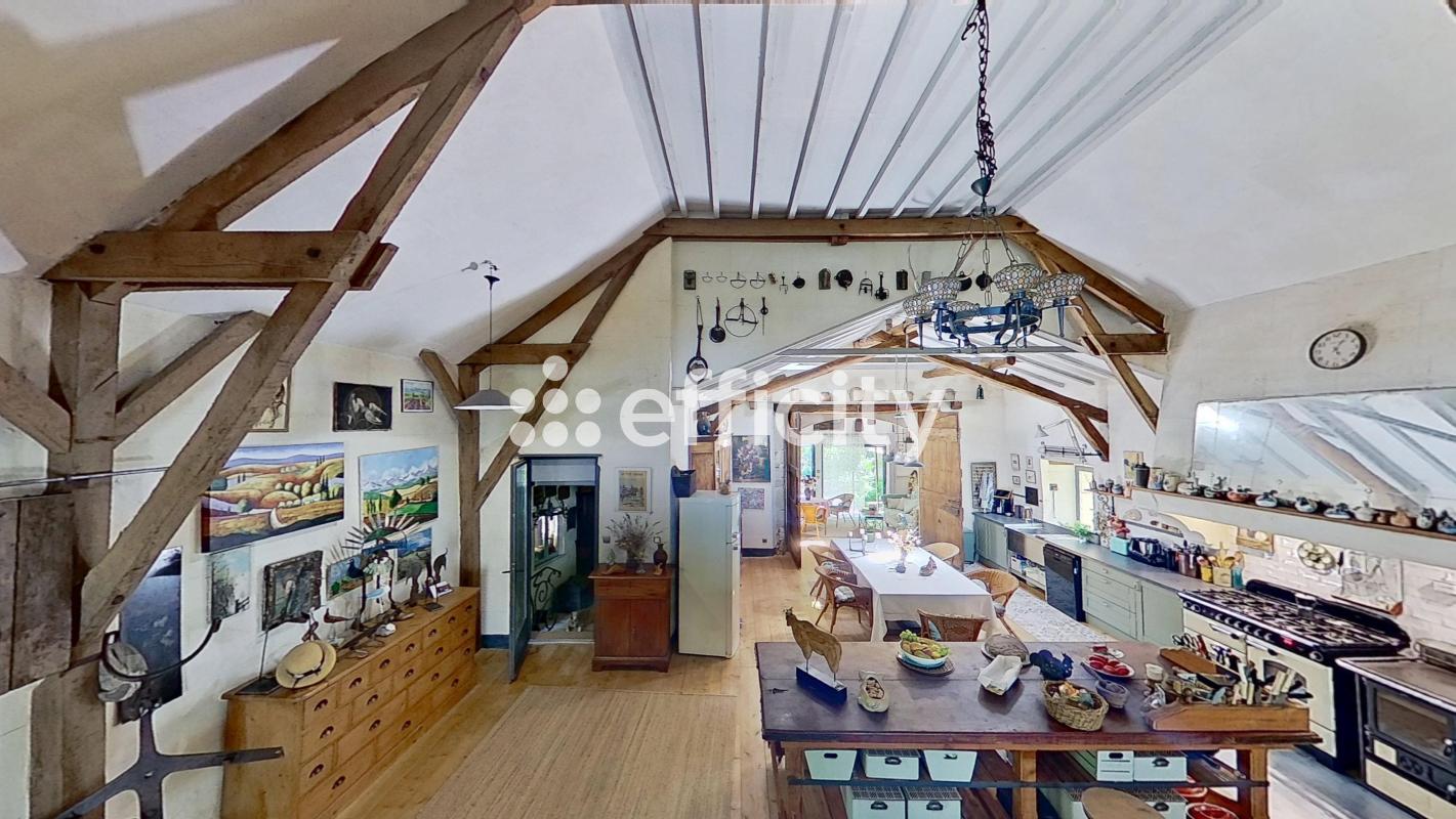 Maison 378m² — Montet-et-Bouxal
