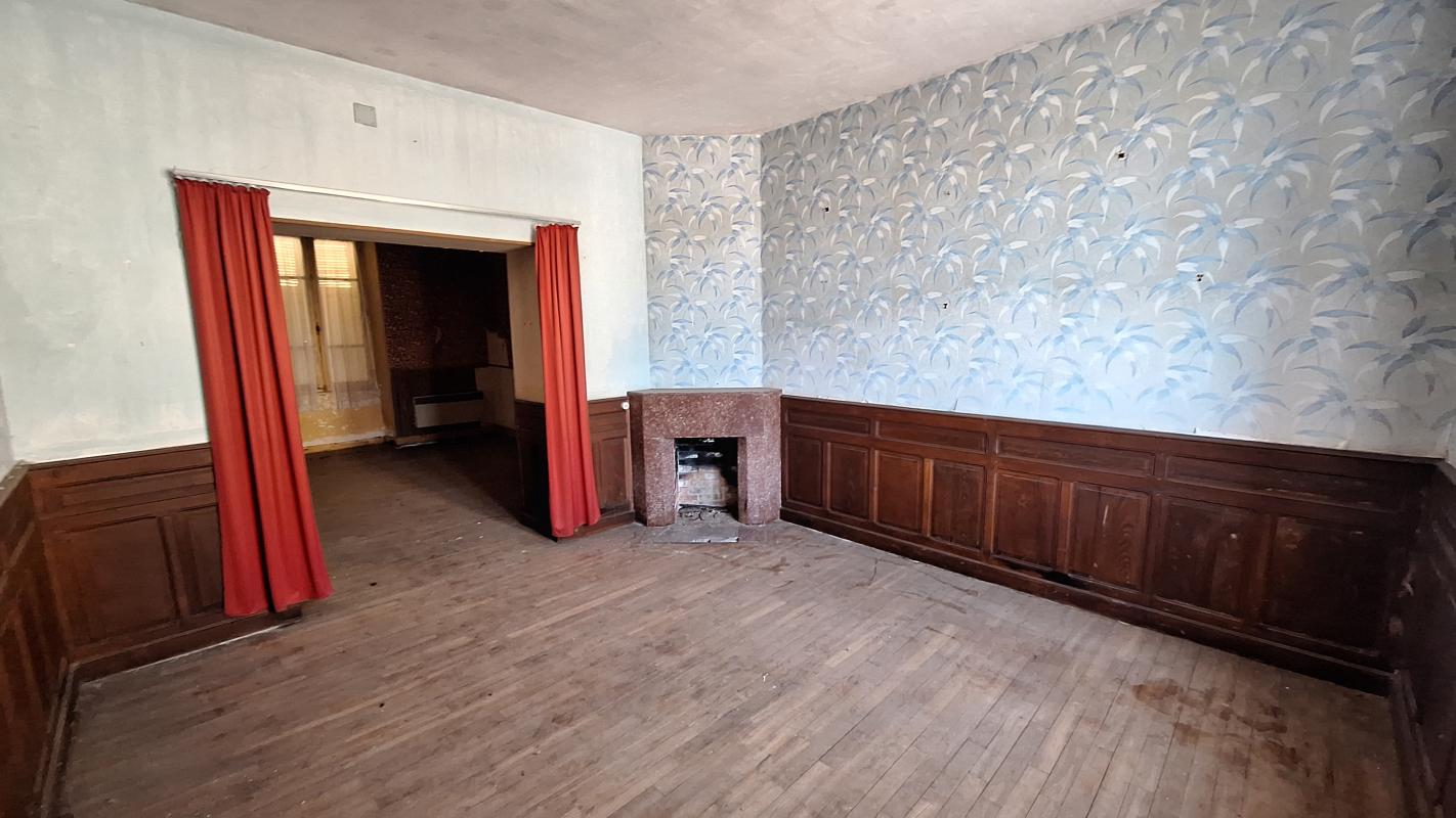 Immeuble 206m² — Augignac