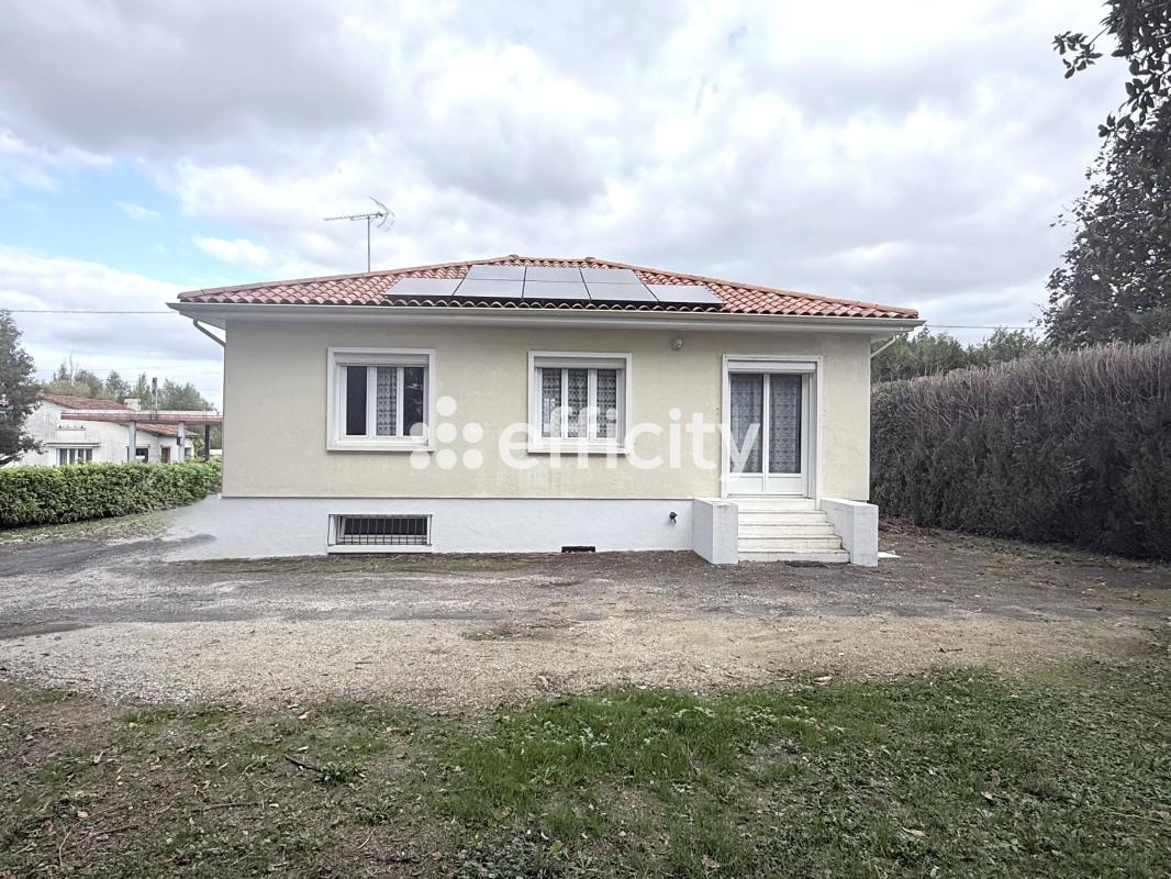 Maison 4 Pièce(s) Aigre - Photo 12