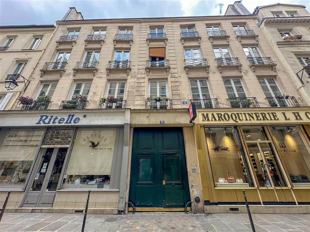 Bureaux lumineux à louer proche Beaubourg