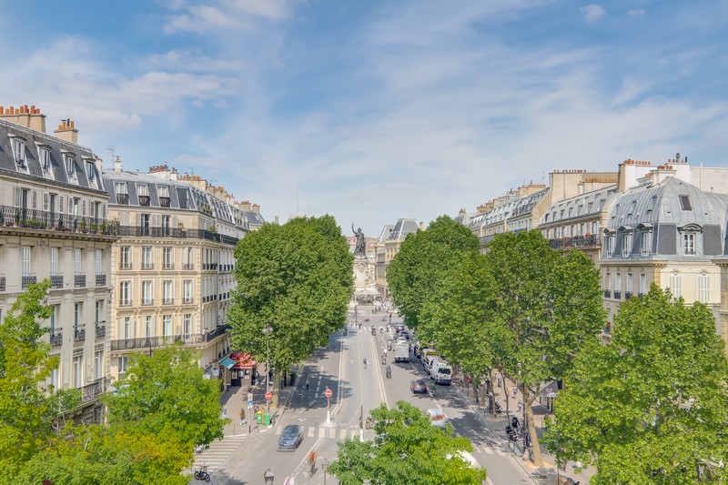 Bureaux lumineux avec vue dégagée et distribution rationnelle