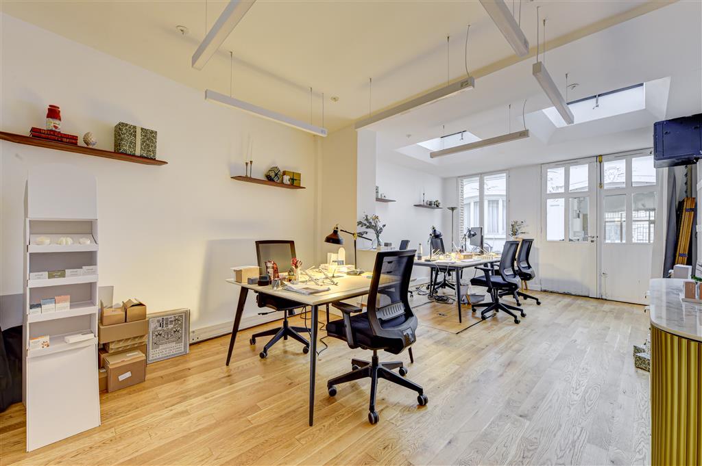 Bureaux de 97m² à vendre à proximité de la place de Clichy