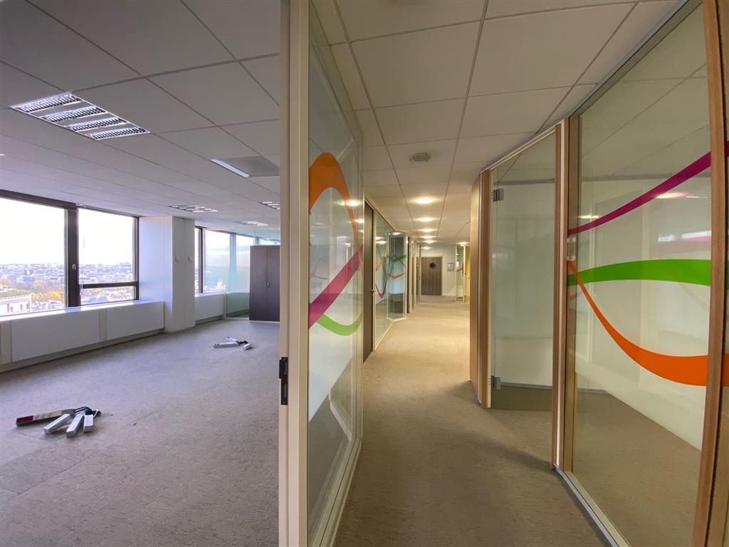 Bureaux 176 m² Paris 15