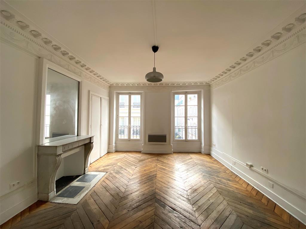 Entre les Tuileries et Opéra bureaux de 89,5m²