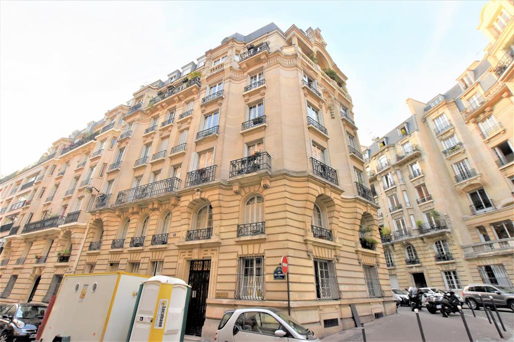 Bureaux en parfait état à proximité de la place du Trocadéro