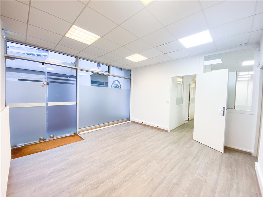 Location Bureaux 170 m² Paris 10