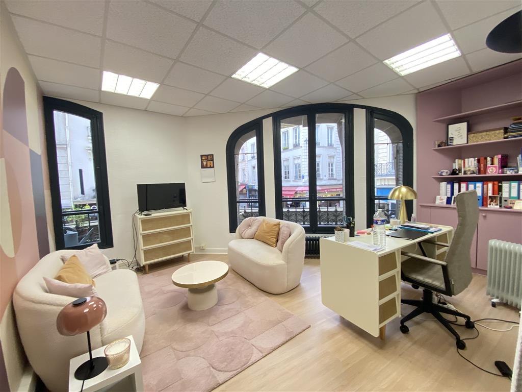 Entre les Halles et Rivoli, bureaux de 45m²