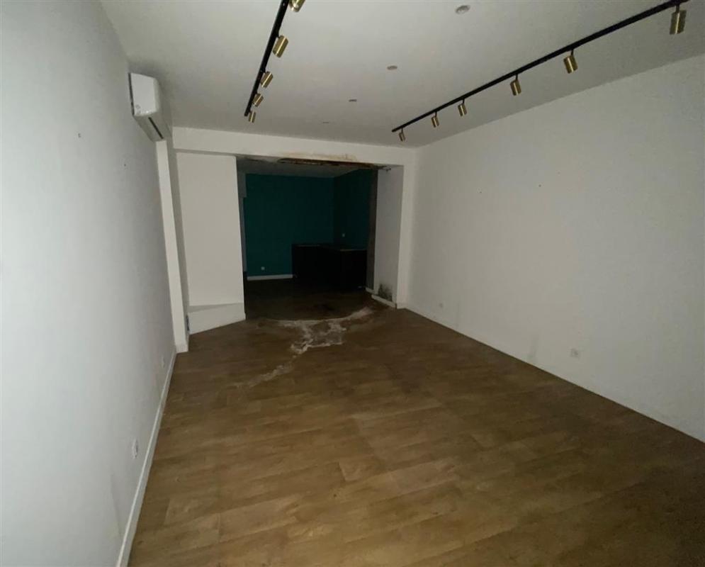 Fonds de commerce à vendre - Paris 14 (75014) - 390 000 €